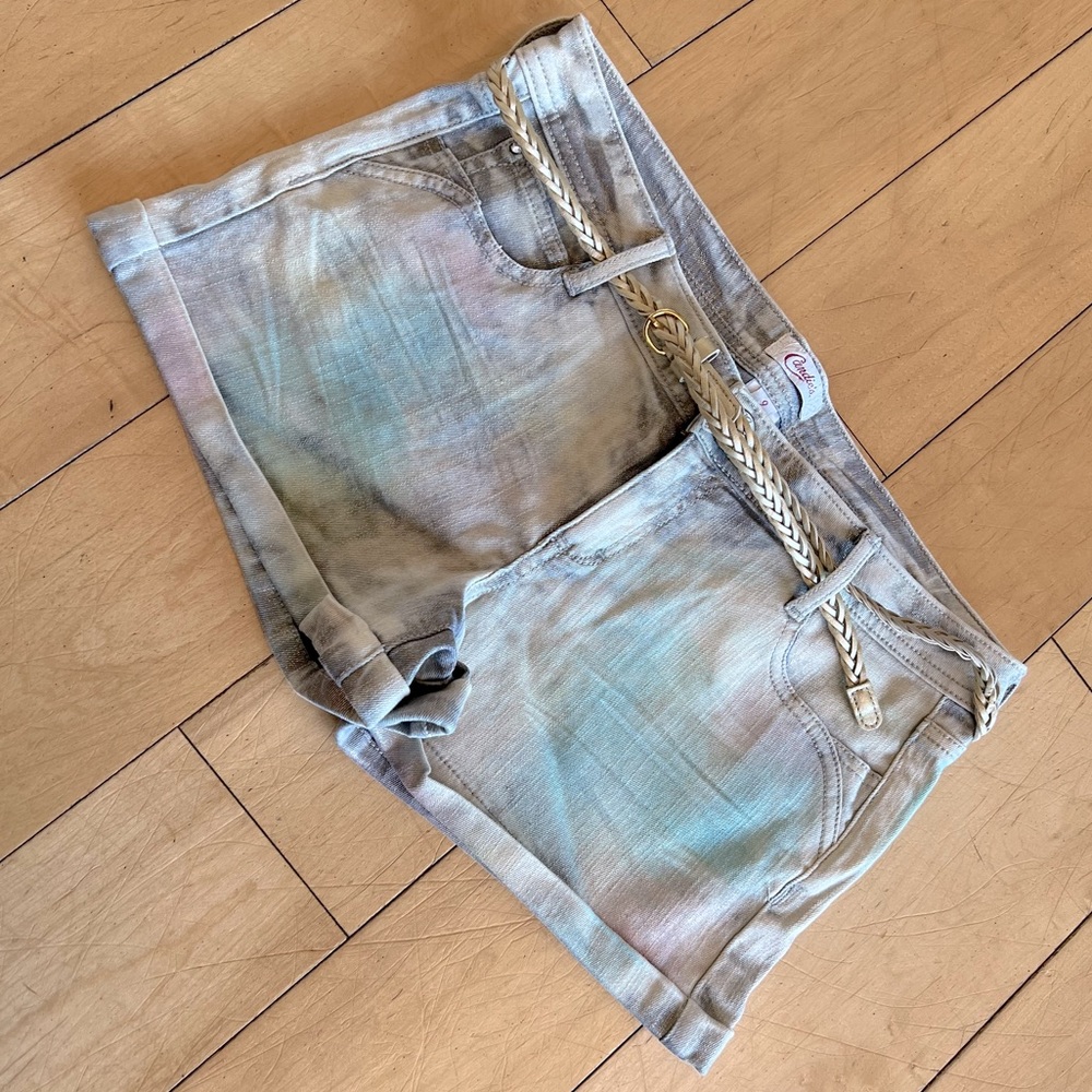 NWOT Candie’s Belted Cuffed Jean Shorts